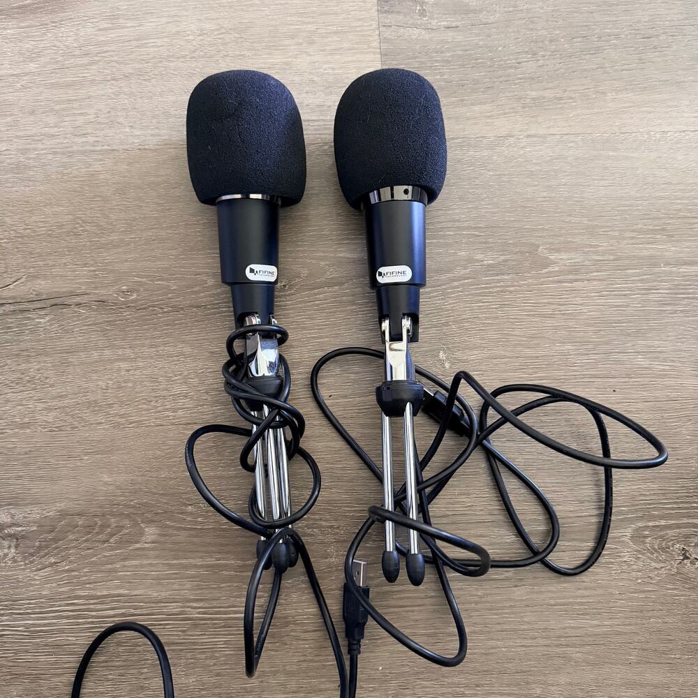 Lot of 2 Microphones USB Podcast Recording